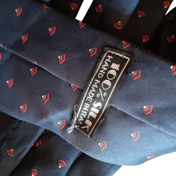 Vintage Handmade Silk Necktie With Geometric Pattern 58" 3" wide - Picture 4 of 4